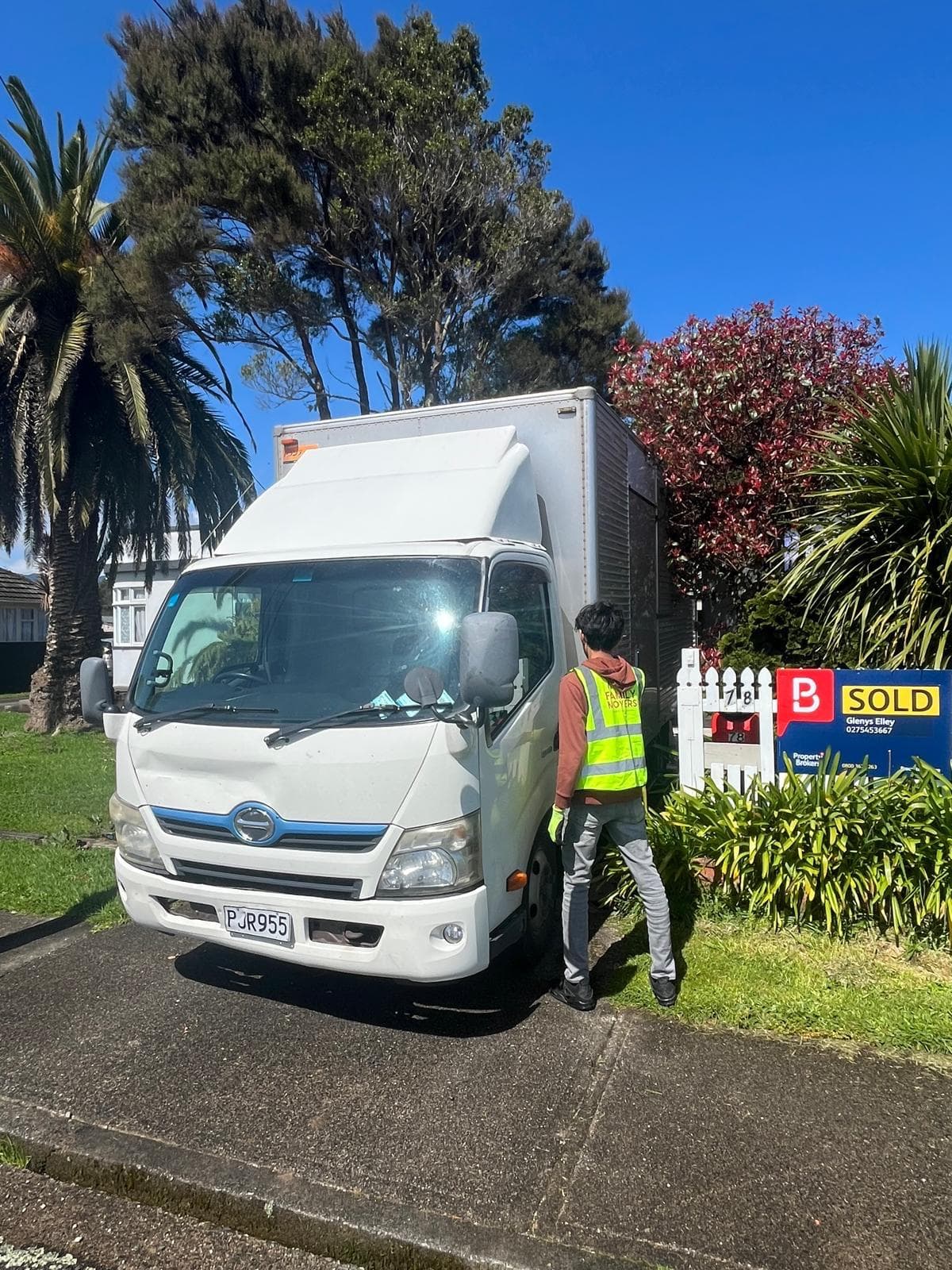 Family Movers truck prepared for a local Auckland move